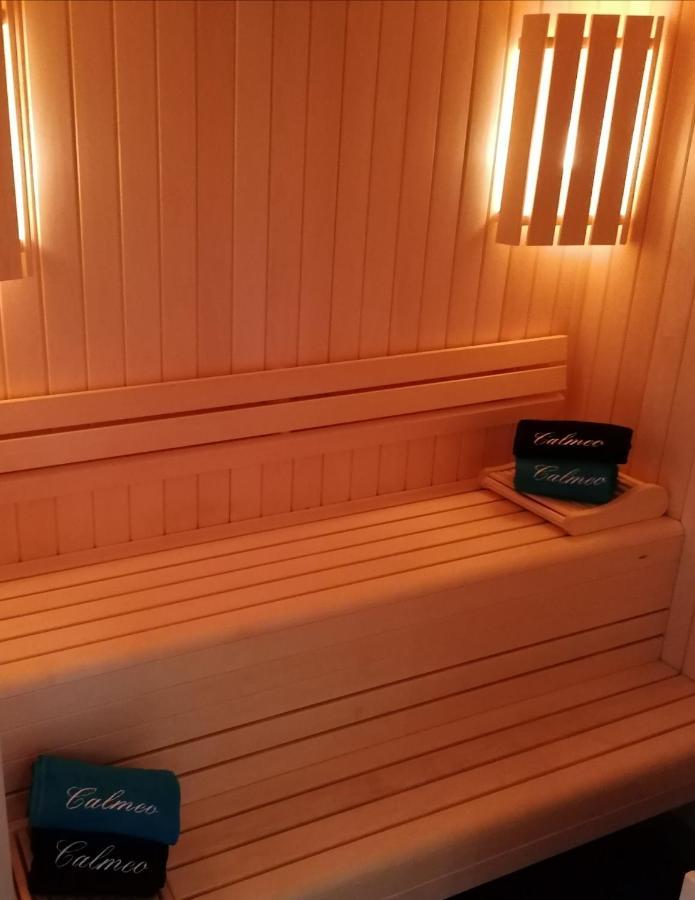 Chambre Avec Spa Et Sauna Privatises Bourg-en-Bresse Exterior photo